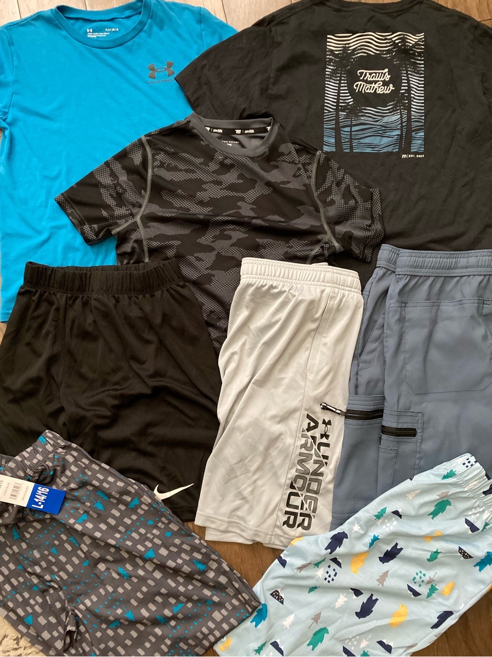 BOYS BUNDLE: Boys Sz 14-16 School Clothes Under Armour Shorts Tees